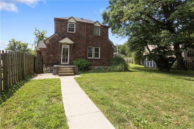 3200 EVERETT Avenue, Kansas City, KS 66102