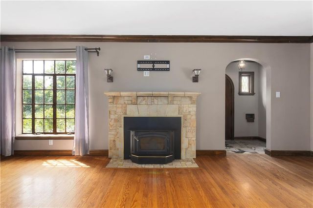 3200 EVERETT Avenue, Kansas City, KS 66102