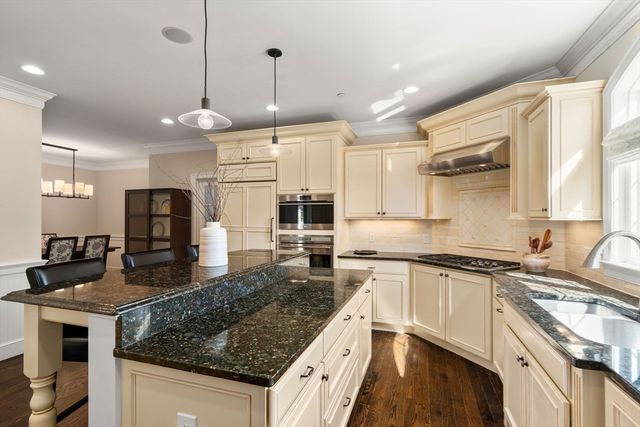 3 Pine Ridge Drive 1, Medway, MA 02053