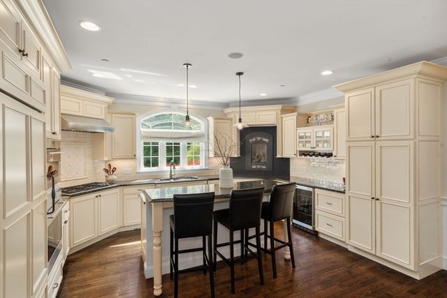 3 Pine Ridge Drive 1, Medway, MA 02053
