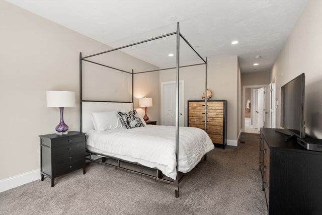 3 Pine Ridge Drive 1, Medway, MA 02053