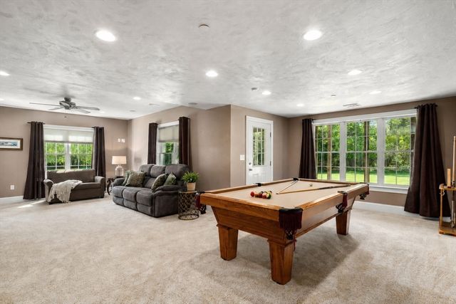 3 Pine Ridge Drive 1, Medway, MA 02053