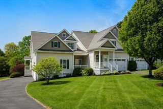 3 Pine Ridge Drive 1, Medway, MA 02053