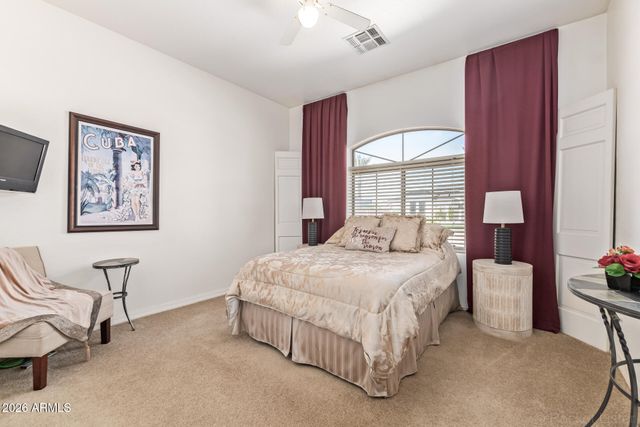 2813 E CEDAR WAXWING Drive, Gilbert, AZ 85298