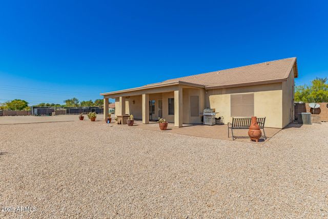 2813 E CEDAR WAXWING Drive, Gilbert, AZ 85298