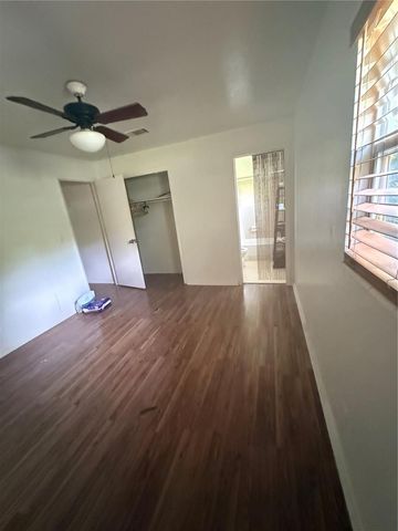 2188 NW 42ND AVENUE, Gainesville, FL 32605
