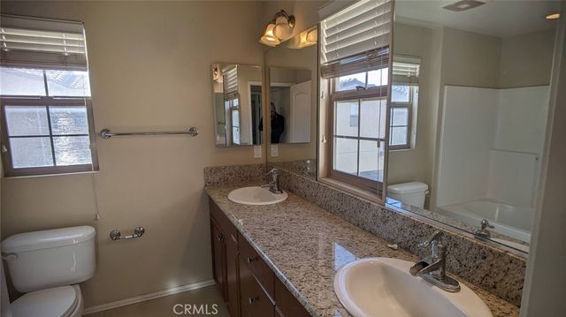 20306 Pienza, Porter Ranch, CA 91326