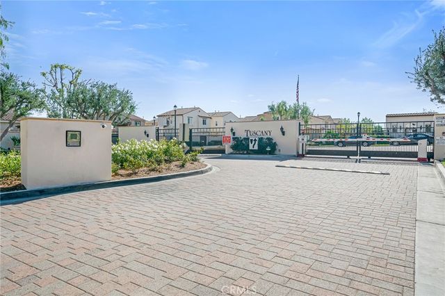 20306 Pienza, Porter Ranch, CA 91326