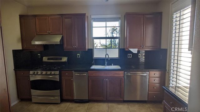 20306 Pienza, Porter Ranch, CA 91326