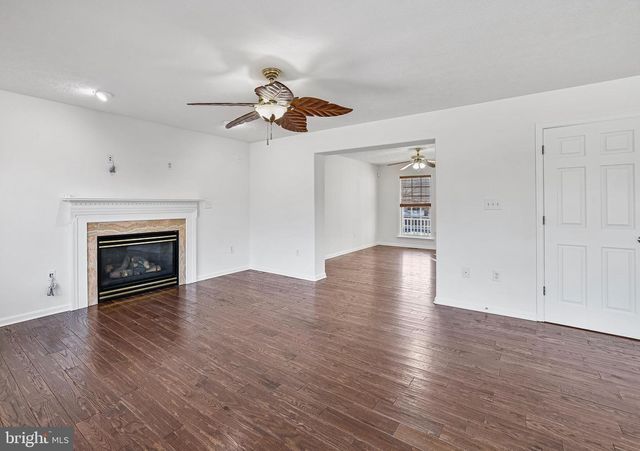 3004 CAHILL ST, Fredericksburg, VA 22408