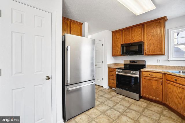 3004 CAHILL ST, Fredericksburg, VA 22408