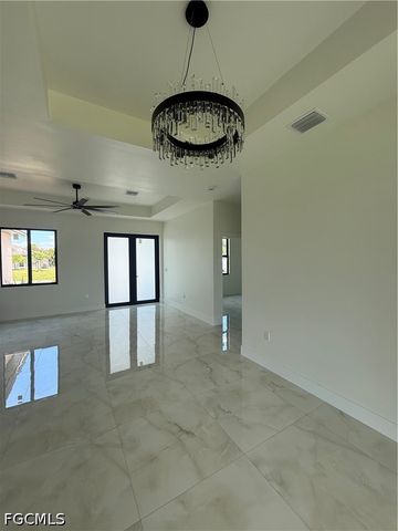 124 SE 2nd AVE, Cape Coral, FL 33990