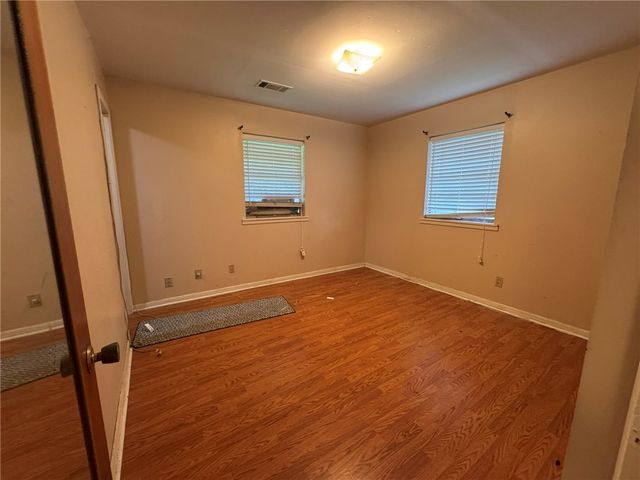 207 W Boles Street, Ola, AR 72853