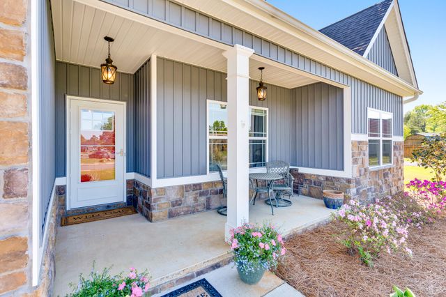 53 Ginger Lake Drive, Rock Spring, GA 30739