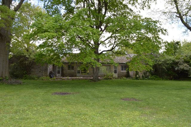 521 W Southern Ave, Bucyrus, OH 44820