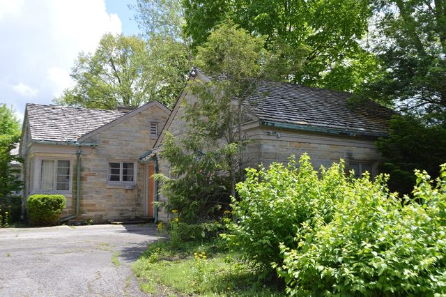 521 W Southern Ave, Bucyrus, OH 44820
