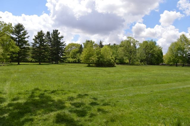 521 W Southern Ave, Bucyrus, OH 44820