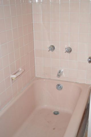 521 W Southern Ave, Bucyrus, OH 44820