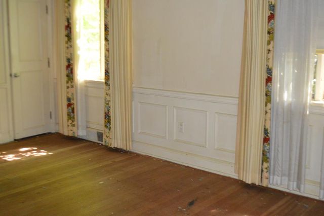 521 W Southern Ave, Bucyrus, OH 44820