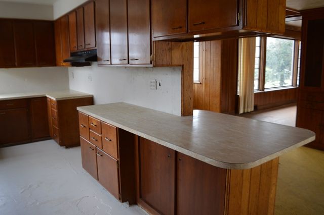 521 W Southern Ave, Bucyrus, OH 44820