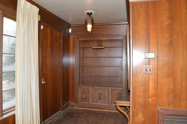521 W Southern Ave, Bucyrus, OH 44820