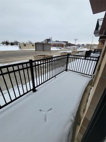 565 Market Street 308, West Des Moines, IA 50266
