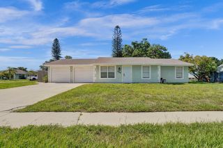 303 NE Solida Circle, Port St. Lucie, Port St Lucie, FL 34983
