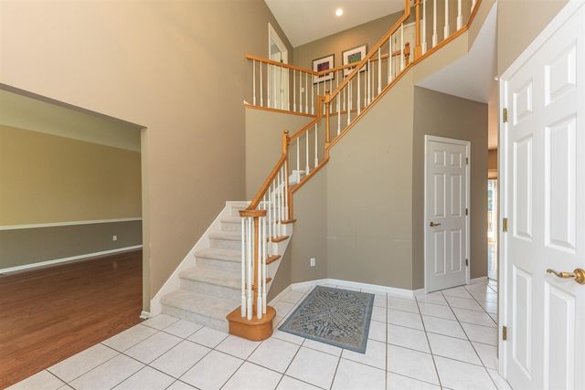 1711 Cypress Pointe Court, Ann Arbor, MI 48108