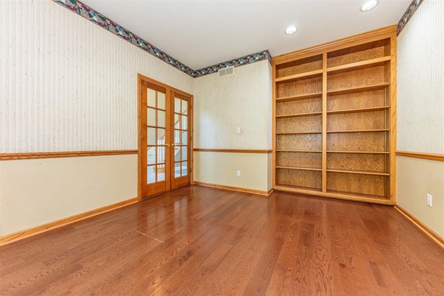 1711 Cypress Pointe Court, Ann Arbor, MI 48108