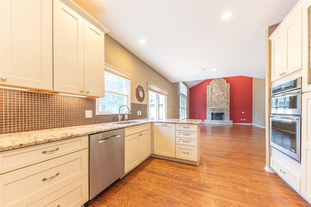 1711 Cypress Pointe Court, Ann Arbor, MI 48108