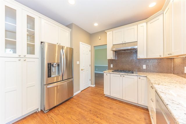 1711 Cypress Pointe Court, Ann Arbor, MI 48108