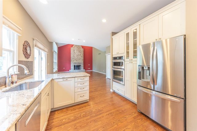 1711 Cypress Pointe Court, Ann Arbor, MI 48108