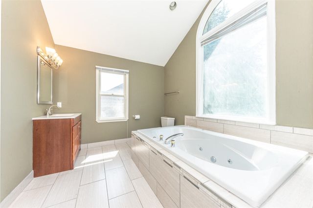 1711 Cypress Pointe Court, Ann Arbor, MI 48108