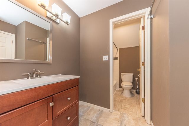 1711 Cypress Pointe Court, Ann Arbor, MI 48108