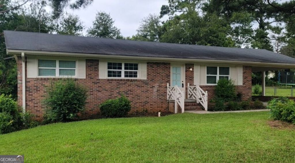 615 Peachtree Drive, Thomaston, GA 30286