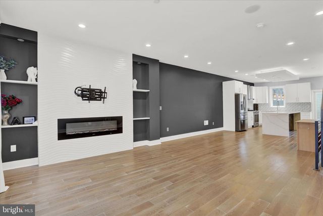2652 E NORRIS ST, Philadelphia, PA 19125
