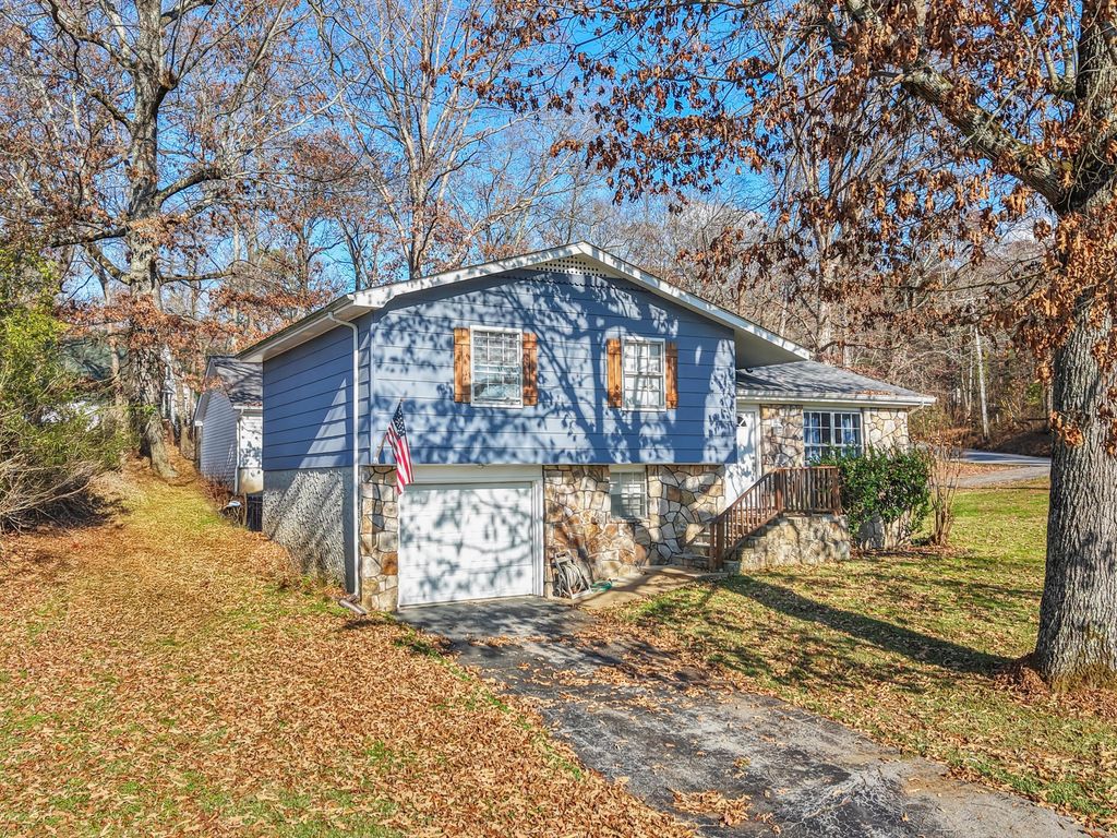 1077 Carol Jean Trail, Hixson, TN 37343
