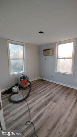 1000 MAIN AVE, Croydon, PA 19021