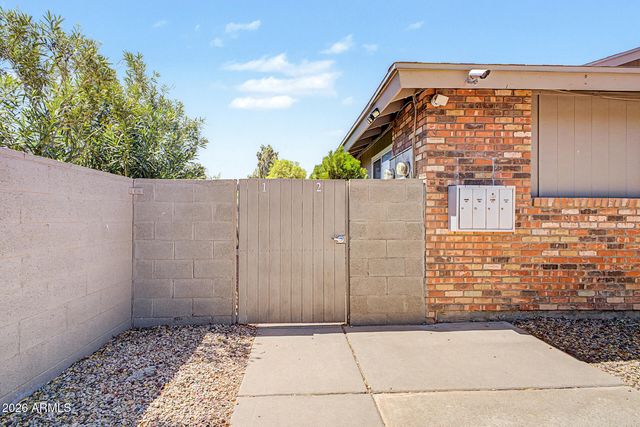 2931 E Beck Lane 1, Phoenix, AZ 85032