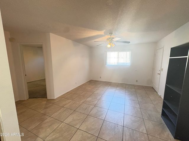 2931 E Beck Lane 1, Phoenix, AZ 85032