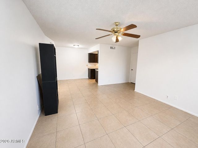 2931 E Beck Lane 1, Phoenix, AZ 85032