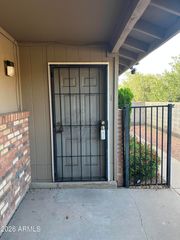 2931 E Beck Lane 1, Phoenix, AZ 85032