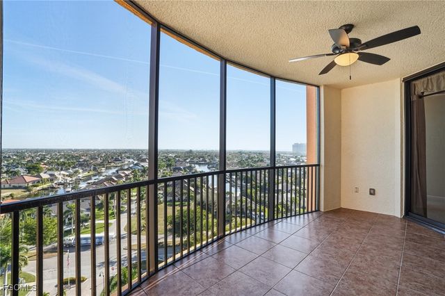 5793 Cape Harbour DR 1113, Cape Coral, FL 33914