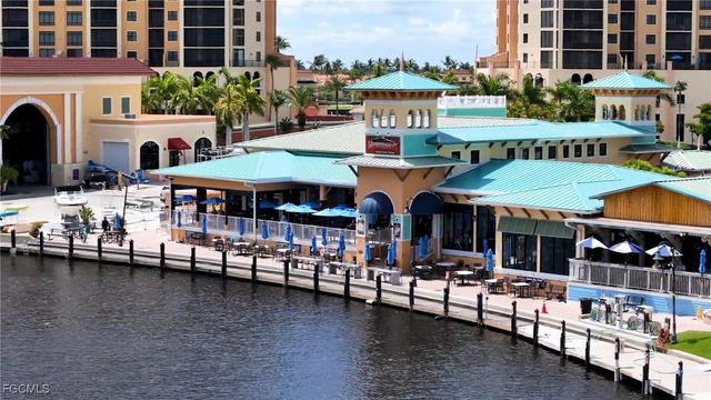 5793 Cape Harbour DR 1113, Cape Coral, FL 33914