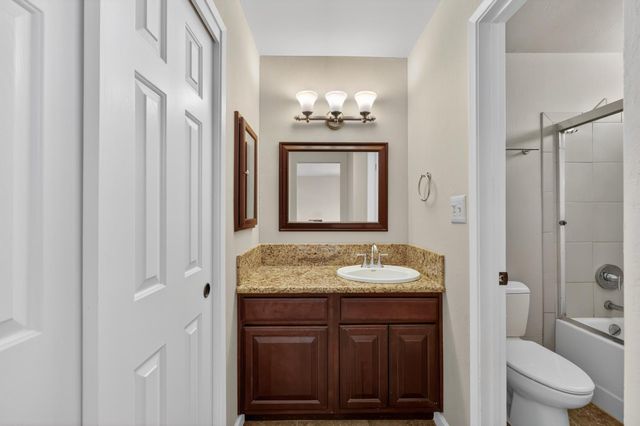 12096 Poplar Rd, Auburn, CA 95602