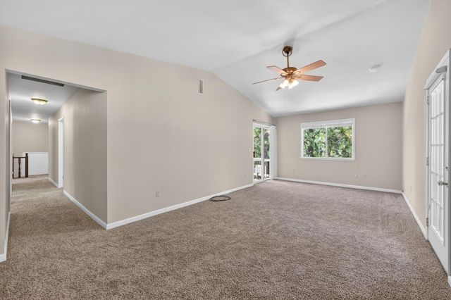 12096 Poplar Rd, Auburn, CA 95602