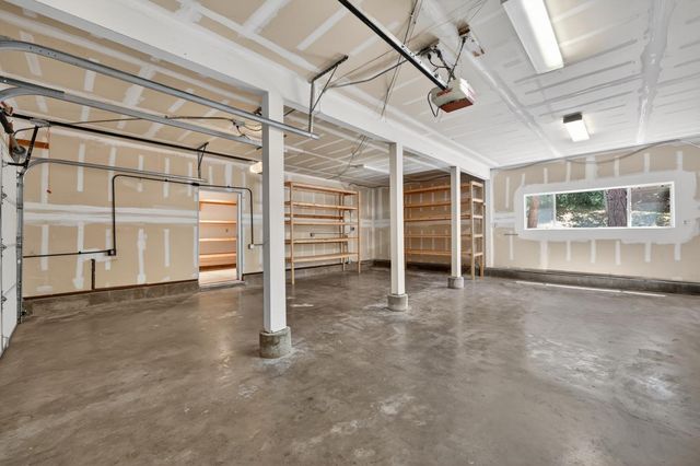 12096 Poplar Rd, Auburn, CA 95602