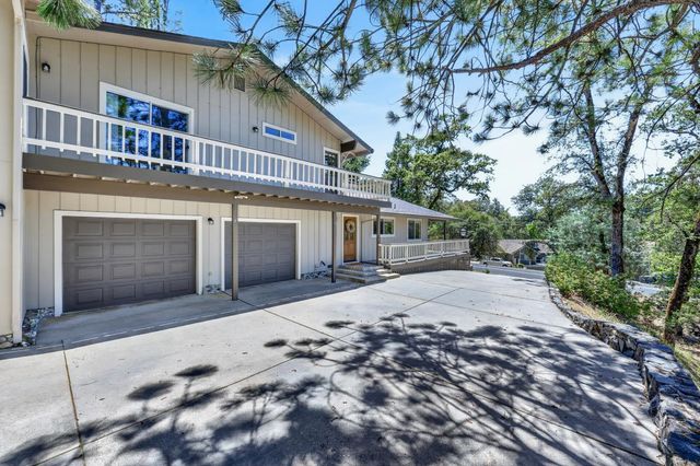 12096 Poplar Rd, Auburn, CA 95602
