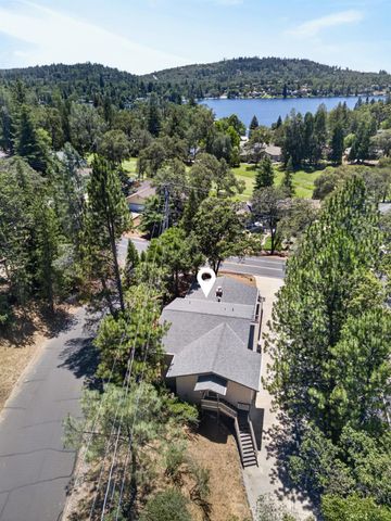12096 Poplar Rd, Auburn, CA 95602