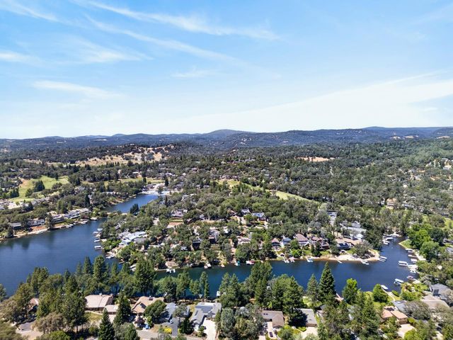 12096 Poplar Rd, Auburn, CA 95602